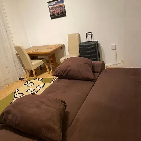 Big For 2 Pers, 9 Min To Trade Fare, Free Parking * Frankfurt am Main