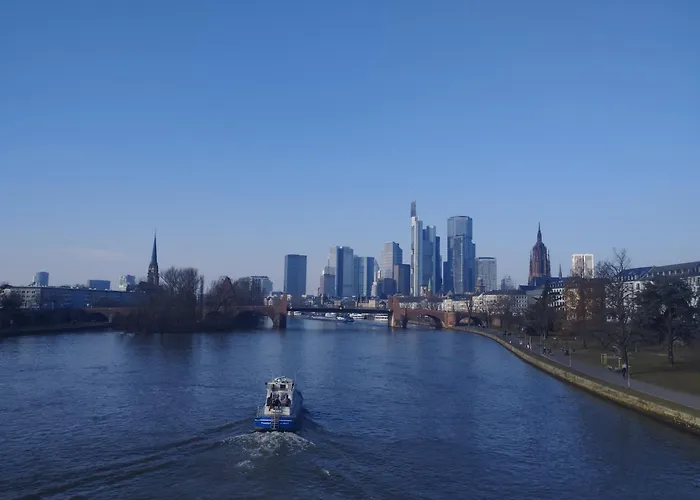 Big For 2 Pers, 9 Min To Trade Fare, Free Parking Frankfurt nad Menem